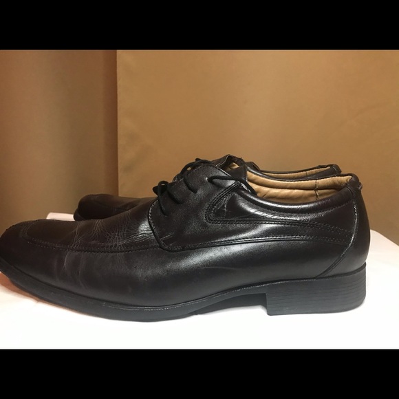 Shoes main image 4